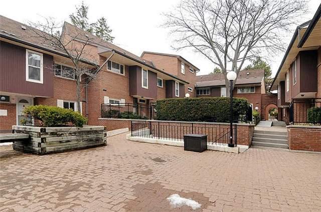 35 - 10 Esterbrooke Ave, Townhouse with 3 bedrooms, 2 bathrooms and 1 parking in Toronto ON | Image 1
