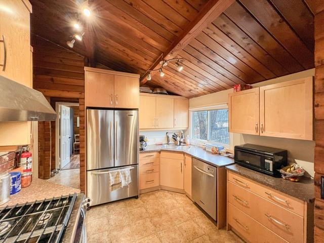 4848 Hammond Avenue, House detached with 4 bedrooms, 2 bathrooms and 8 parking in East Kootenay G BC | Image 20