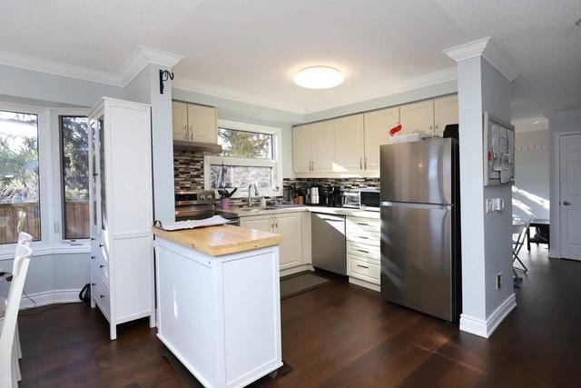39 - 2065 Sixth Line, Townhouse with 3 bedrooms, 4 bathrooms and 4 parking in Oakville ON | Image 32