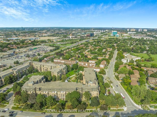 135 - 4001 Don Mills Rd, Townhouse with 2 bedrooms, 2 bathrooms and 1 parking in Toronto ON | Image 23