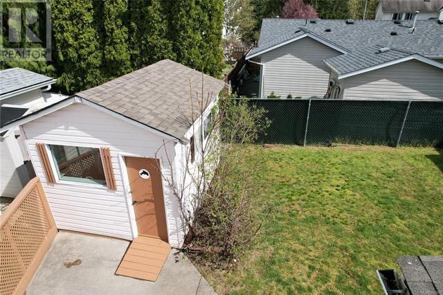 5 - 658 Alderwood Dr, House other with 2 bedrooms, 2 bathrooms and 2 parking in Ladysmith BC | Image 25