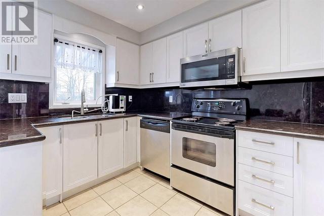 66 Norman Wesley Way, Townhouse with 2 bedrooms, 4 bathrooms and 2 parking in Toronto ON | Image 10