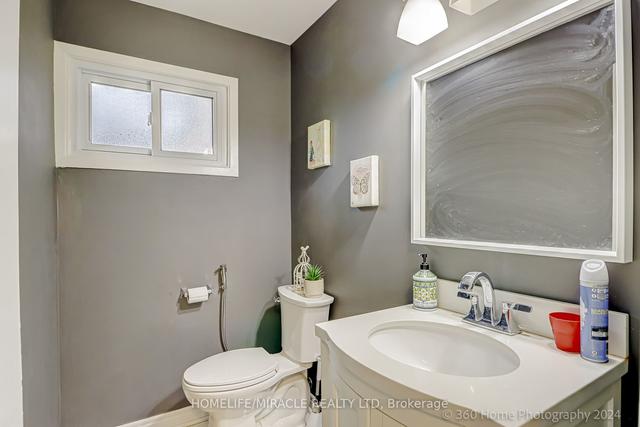 39 Shoreview Dr, House detached with 4 bedrooms, 3 bathrooms and 4 parking in Toronto ON | Image 7
