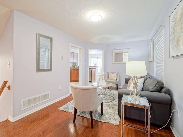 16 Lyric Rd, House semidetached with 3 bedrooms, 3 bathrooms and 4 parking in Brampton ON | Image 32