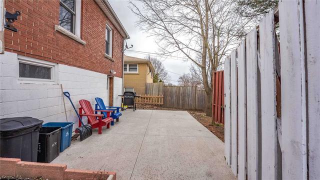 70 Lawrence St, House detached with 2 bedrooms, 2 bathrooms and 2 parking in Brantford ON | Image 25
