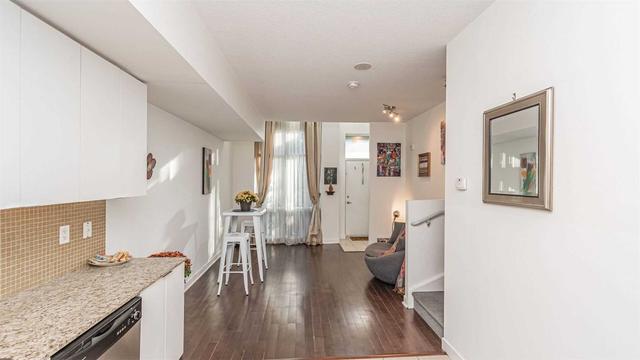 th110 - 15 Brunel Crt, Condo with 1 bedrooms, 1 bathrooms and 1 parking in Toronto ON | Image 34