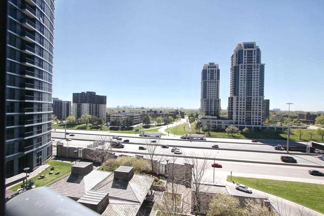 906 - 1 Valhalla Inn Rd, Condo with 1 bedrooms, 1 bathrooms and 1 parking in Toronto ON | Image 13