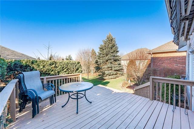 78 Parkside Drive, House detached with 3 bedrooms, 2 bathrooms and 2 parking in Guelph ON | Image 42
