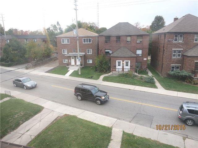 874 Millwood Rd, House detached with 5 bedrooms, 5 bathrooms and 3 parking in Toronto ON | Image 2