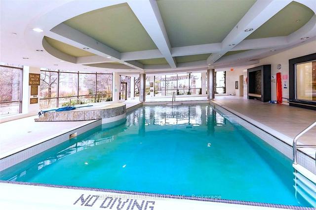 1225 - 3888 Duke Of York Blvd, Condo with 3 bedrooms, 2 bathrooms and 1 parking in Mississauga ON | Image 21