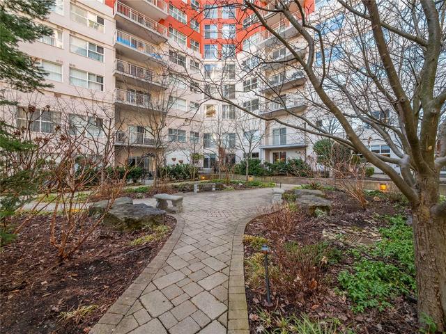 519 - 18 Concorde Pl, Condo with 2 bedrooms, 2 bathrooms and 1 parking in Toronto ON | Image 22