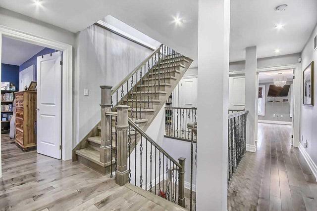 80 Lynnhaven Rd, House detached with 5 bedrooms, 4 bathrooms and 4 parking in Toronto ON | Image 10