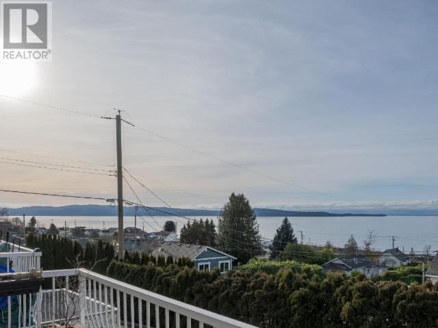 6883 Egmont Street, Home with 0 bedrooms, 0 bathrooms and null parking in Powell River BC | Image 11