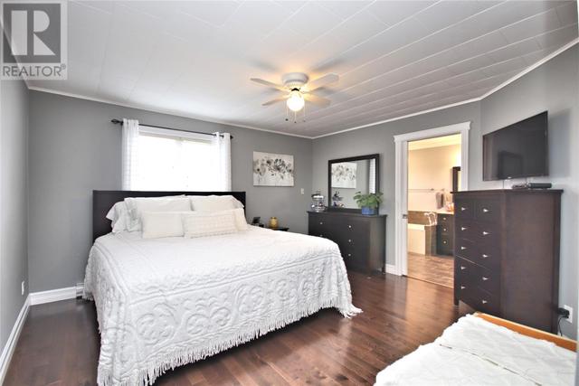 108 Main Road, House detached with 3 bedrooms, 2 bathrooms and null parking in Upper Island Cove NL | Image 15
