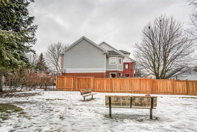 330 Cottonwood St, House detached with 3 bedrooms, 3 bathrooms and 3 parking in Orangeville ON | Image 27