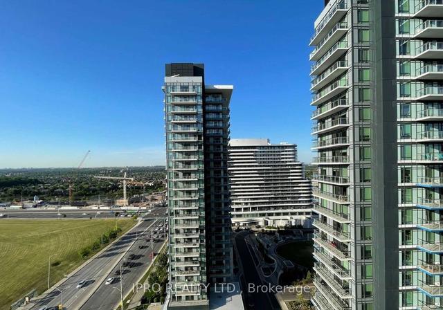 1710 - 4675 Metcalfe Ave, Condo with 2 bedrooms, 2 bathrooms and 1 parking in Mississauga ON | Image 4
