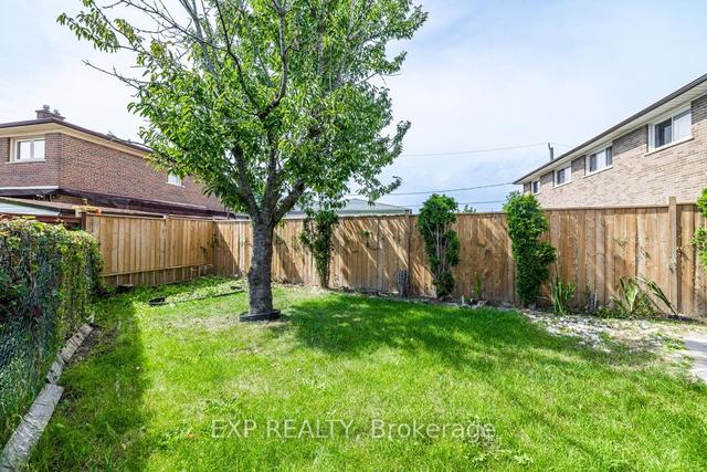 110 Navenby Cres, House semidetached with 4 bedrooms, 3 bathrooms and 6 parking in Toronto ON | Image 24