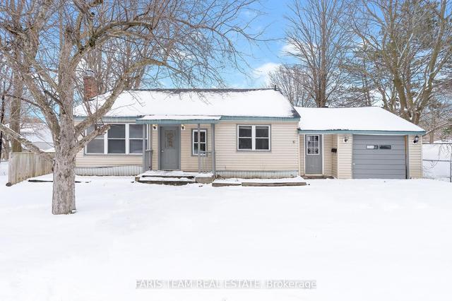 549 King St, House detached with 3 bedrooms, 1 bathrooms and 3 parking in Midland ON | Image 12