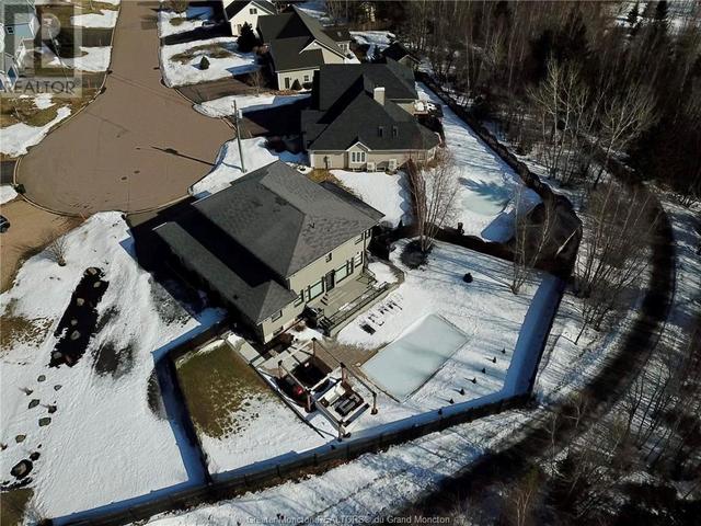 42 Chevreuil Crt, House detached with 4 bedrooms, 3 bathrooms and null parking in Dieppe NB | Image 2