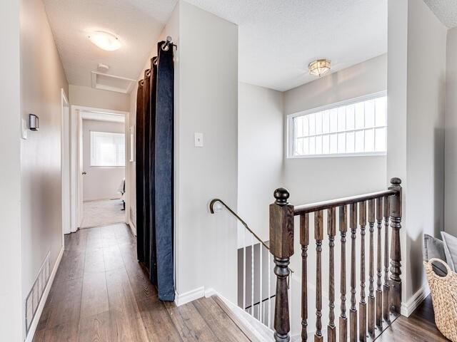 33 Lucas Lane, Condo with 2 bedrooms, 2 bathrooms and 2 parking in Ajax ON | Image 13