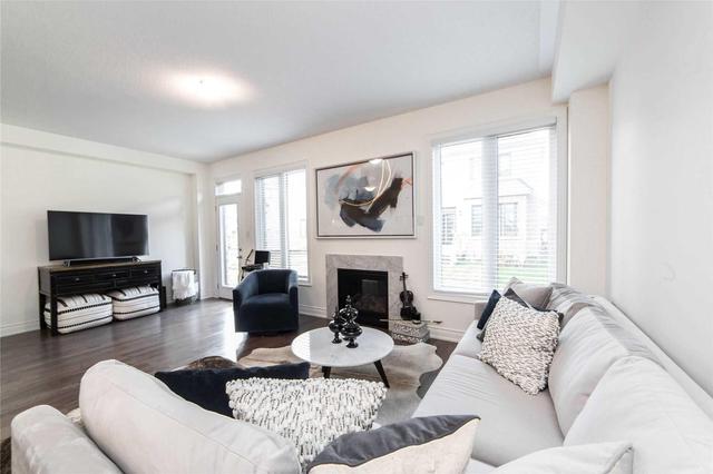 1252 Hamman Way, House semidetached with 3 bedrooms, 3 bathrooms and 1 parking in Milton ON | Image 11