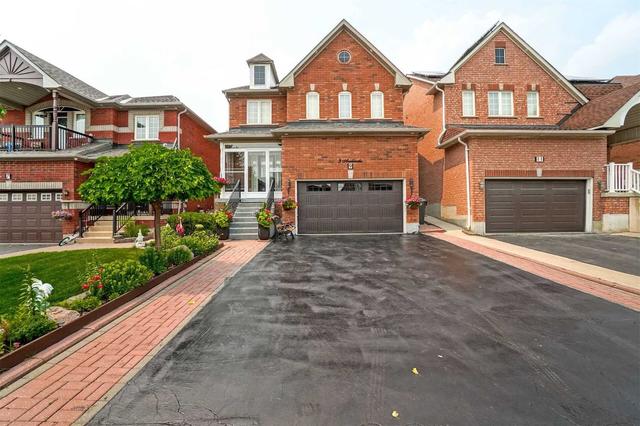 9 Avalanche Cres, House detached with 4 bedrooms, 4 bathrooms and 6 parking in Brampton ON | Image 1