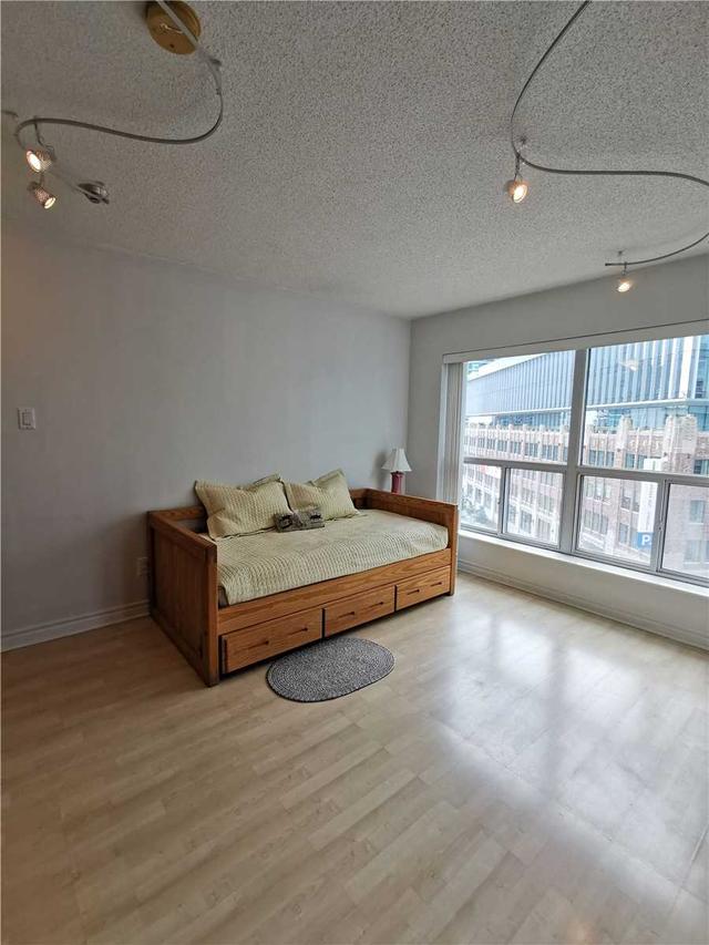 819 - 600 Queens Quay W, Condo with 0 bedrooms, 1 bathrooms and 0 parking in Toronto ON | Image 9