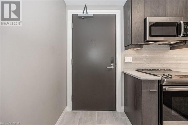 504 - 63 Arthur Street S, House attached with 2 bedrooms, 2 bathrooms and 1 parking in Guelph ON | Image 5