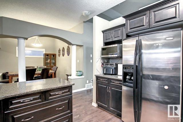 17012 74 St Nw, House detached with 4 bedrooms, 3 bathrooms and 2 parking in Edmonton AB | Image 7