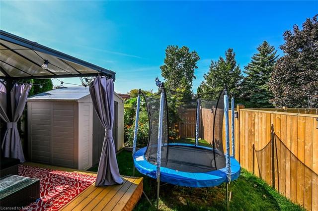 54 Stoney Brook Crescent, House semidetached with 4 bedrooms, 2 bathrooms and 5 parking in St. Catharines ON | Image 30