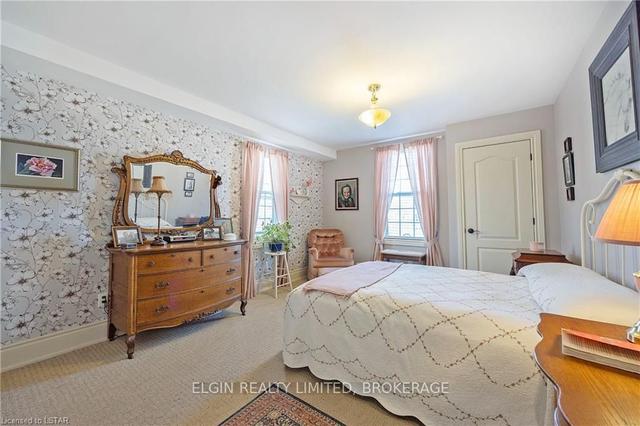 202 Graham St, House detached with 4 bedrooms, 2 bathrooms and 3 parking in West Elgin ON | Image 8