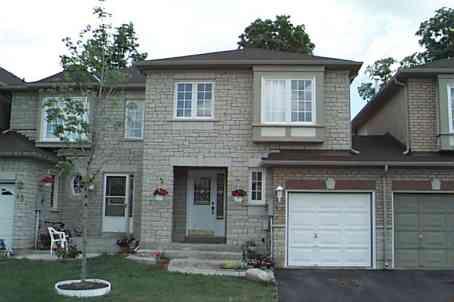36 - 43 Kimberley Cres, Townhouse with 4 bedrooms, 3 bathrooms and 2 parking in Brampton ON | Image 1
