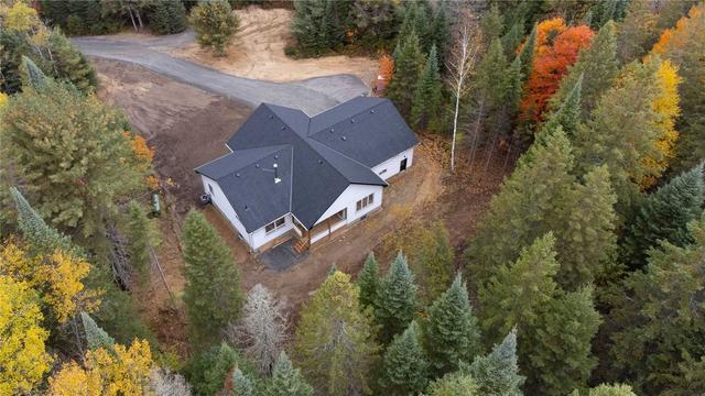 165 Bowyer Rd, House detached with 2 bedrooms, 2 bathrooms and 22 parking in Huntsville ON | Image 27