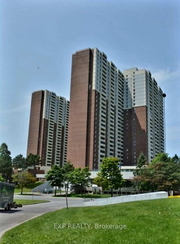 619 - 5 Massey Sq, Condo with 2 bedrooms, 1 bathrooms and 0 parking in Toronto ON | Image 1