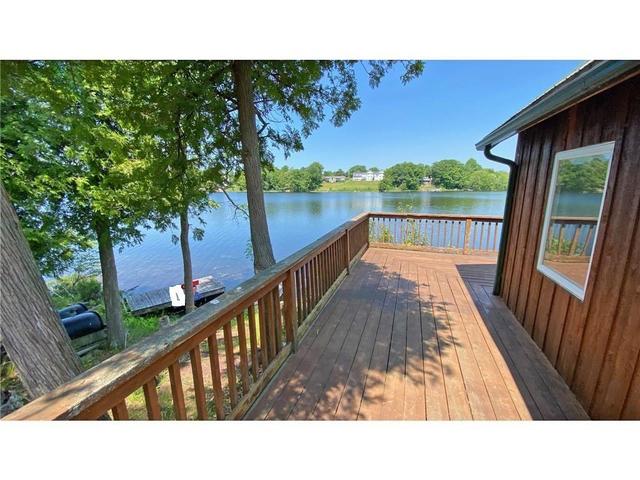 561 Graceys Island, House detached with 2 bedrooms, 1 bathrooms and null parking in Central Frontenac ON | Image 5