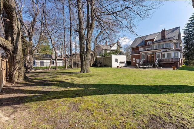 240 Russell Hill Rd, House detached with 5 bedrooms, 5 bathrooms and 7 parking in Toronto ON | Image 35
