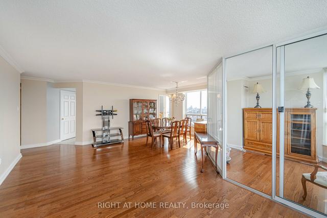 2101 - 24 Hanover Rd, Condo with 2 bedrooms, 2 bathrooms and 2 parking in Brampton ON | Image 35