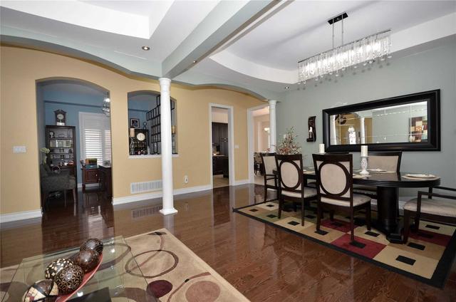 5221 Adobe Crt, House detached with 4 bedrooms, 5 bathrooms and 5 parking in Mississauga ON | Image 8