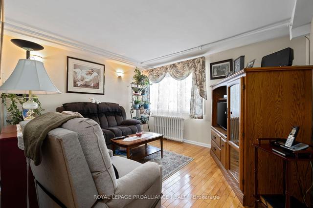 430 Nelson St, House detached with 2 bedrooms, 3 bathrooms and 4 parking in Kingston ON | Image 9