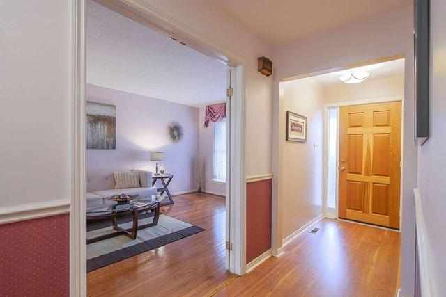 50 Statesman Sq, House detached with 4 bedrooms, 4 bathrooms and 2 parking in Toronto ON | Image 2