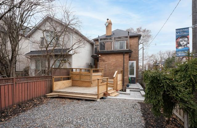 107 Rose Park Dr, House detached with 3 bedrooms, 3 bathrooms and 1 parking in Toronto ON | Image 32