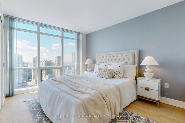 4015 - 11 Brunel Crt, Condo with 2 bedrooms, 2 bathrooms and 1 parking in Toronto ON | Image 9