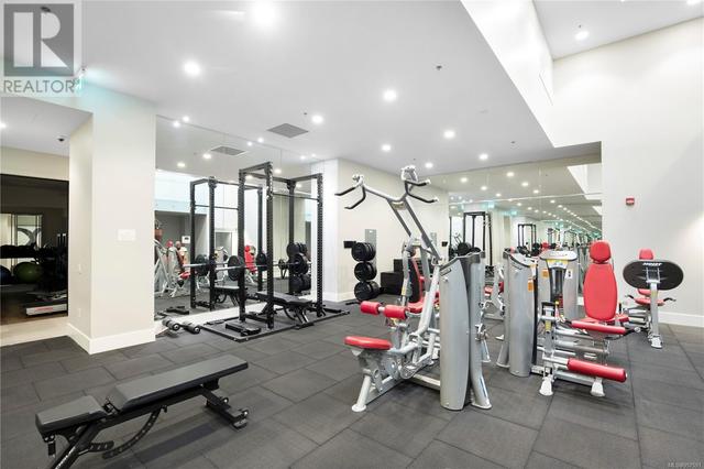 Common Area: Gym | Image 36