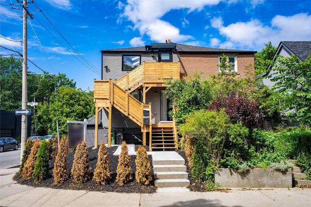 200 Munro St, House detached with 6 bedrooms, 3 bathrooms and 2 parking in Toronto ON | Image 23