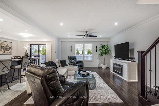 70 Stoneglen Way, House detached with 3 bedrooms, 4 bathrooms and 6 parking in Hamilton ON | Image 37