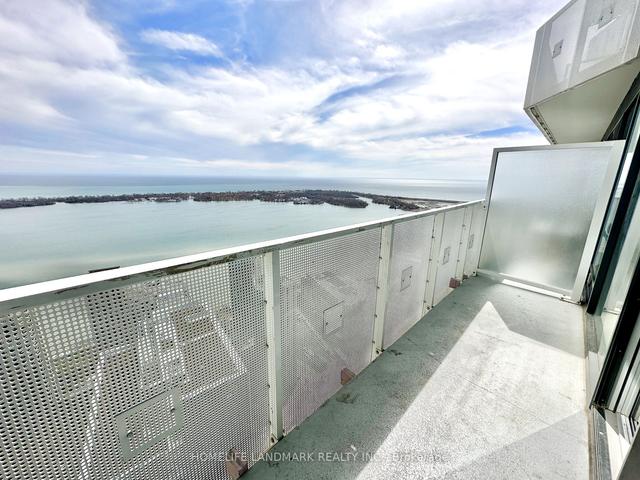 6508 - 100 Harbour St, Condo with 0 bedrooms, 1 bathrooms and 0 parking in Toronto ON | Image 21