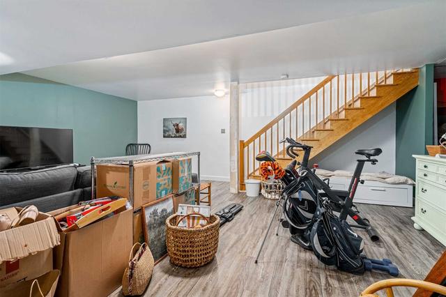 78 &78a Kingston Rd, House detached with 5 bedrooms, 2 bathrooms and 2 parking in Toronto ON | Image 17