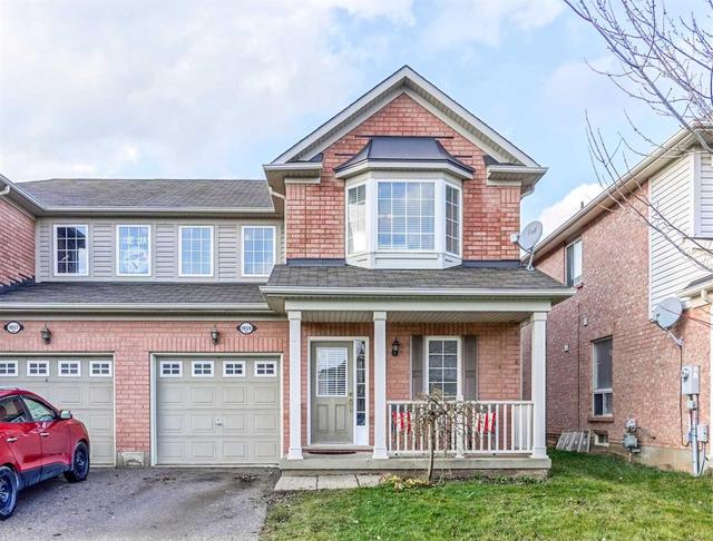 1059 Clark Blvd, House semidetached with 3 bedrooms, 3 bathrooms and 2 parking in Milton ON | Image 1
