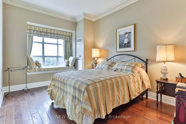 ph1 - 2855 Bloor St W, Condo with 2 bedrooms, 3 bathrooms and 2 parking in Toronto ON | Image 14