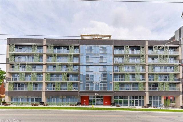 102 - 250 Albert St, Condo with 1 bedrooms, 1 bathrooms and 0 parking in Waterloo ON | Image 2